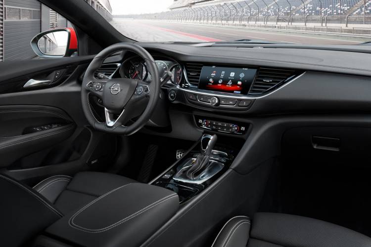 Opel Insignia GSi Grand Sport