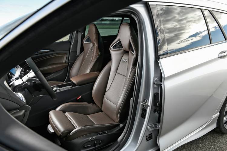 Opel Insignia GSi Sports Tourer