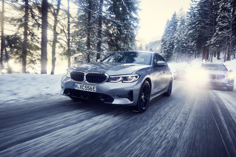 P90335992 Highres The Bmw 330e Sedan 0 P90335992 Highres The Bmw 330e Sedan 0