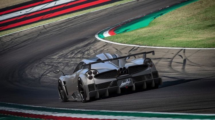 pagani-huayra-imola-0220-008_750x.jpg