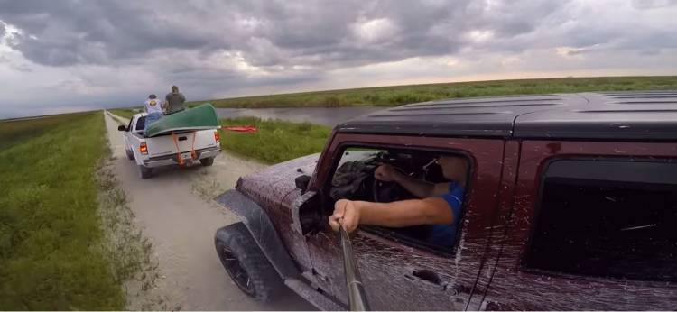 palo-selfie-wrangler palo-selfie-wrangler