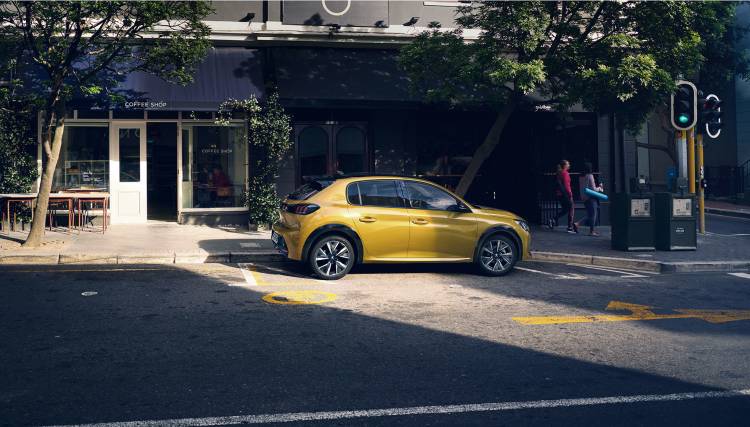 peugeot-208-2019-amarillo-exterior-04_750x.jpg