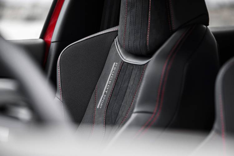 peugeot-308-gti-2015-53-1440px