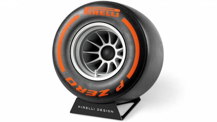 Pirelli Design P Zero Ixoost