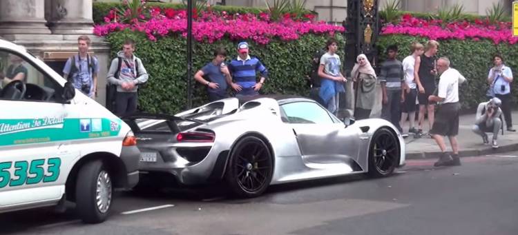 porsche-918-spyder-londres-04