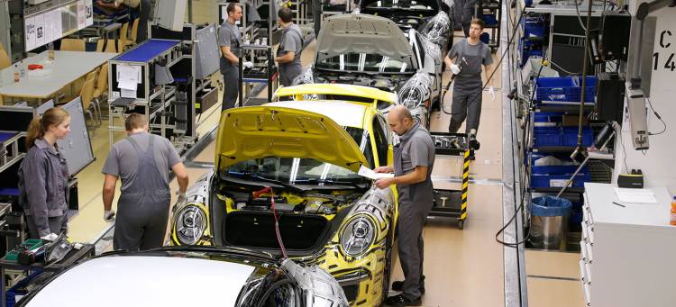 porsche-bonus-empleados-2015-2-1440px porsche-bonus-empleados-2015-2-1440px