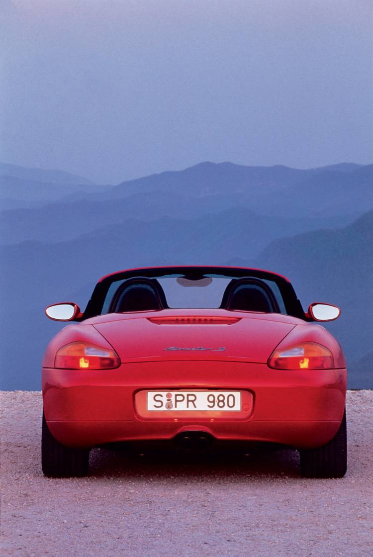 porsche-boxster-salvo-a-porsche-09