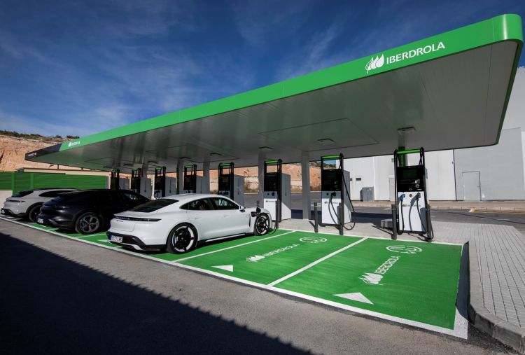 Porsche Iberdrola Punto Recarga 2022 02 Porsche Iberdrola Punto Recarga 2022 02