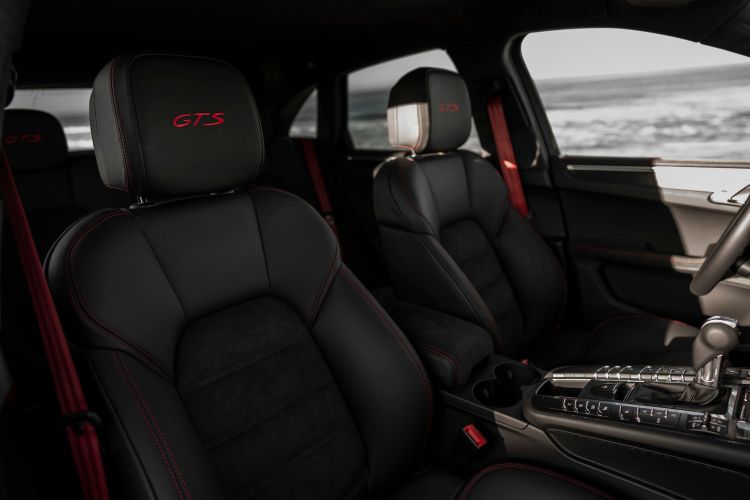 Porsche Macan Gts 30 Interior