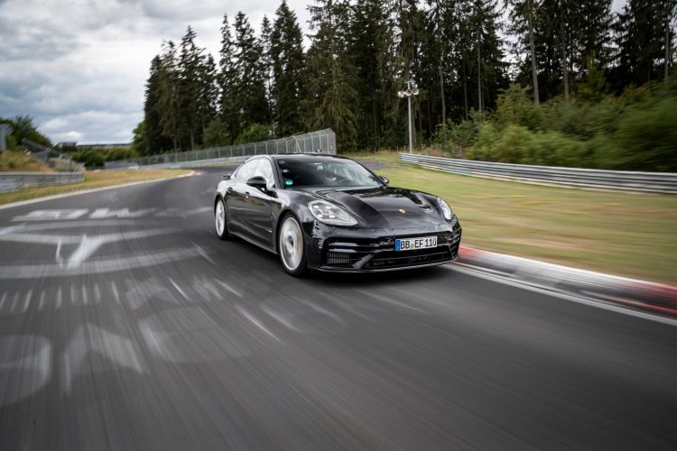 Porsche Panamera Nurburgring Nuevo Record 01 Porsche Panamera Nurburgring Nuevo Record 01