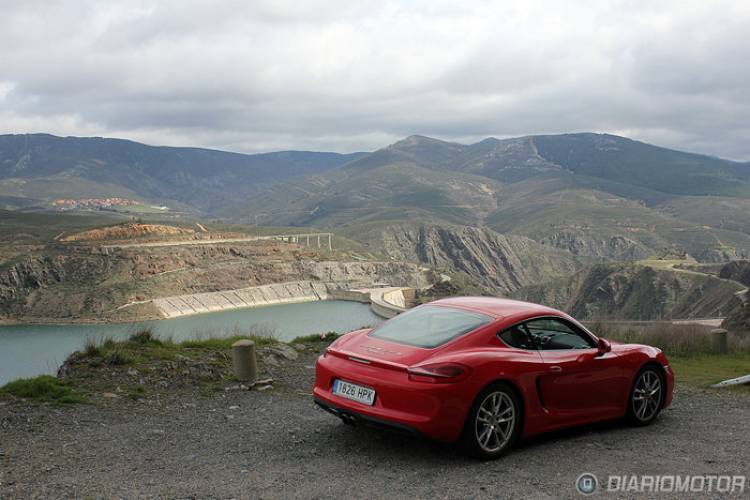 porsche_cayman_p02