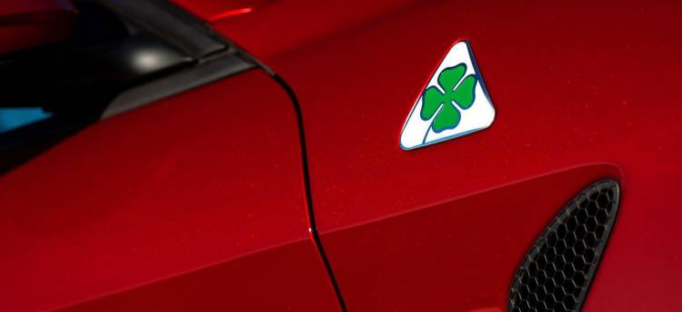 portada_alfa-romeo-giulia-qv-galeria-32 portada_alfa-romeo-giulia-qv-galeria-32