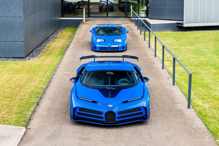 Primer Bugatti Centodieci  11