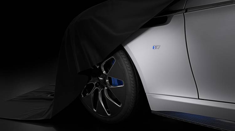 rapide-e-wheel-and-fender_750x.jpg