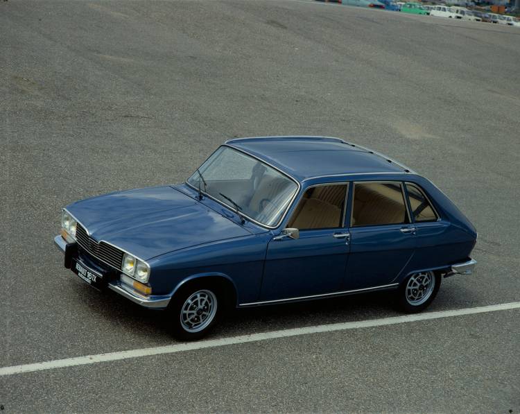 renault-16-01-1440px