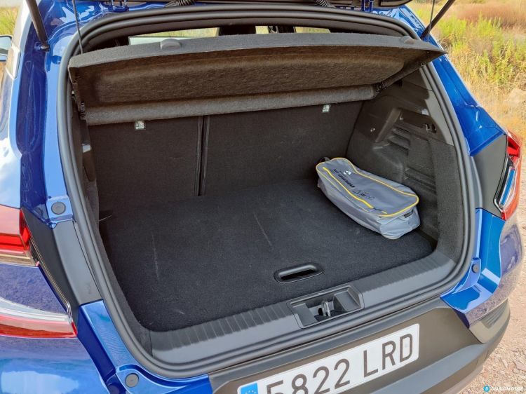 Renault Capture E Tech 2021 15