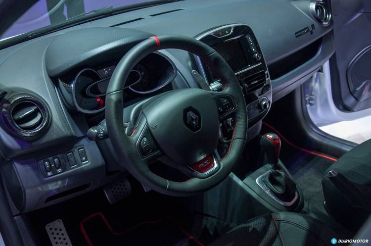 renault-clio-rs-trophy-2015-salon-de-ginebra-mdm-04