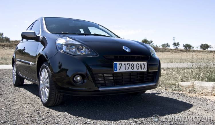 renault-clio-tce-100-01 renault-clio-tce-100-01