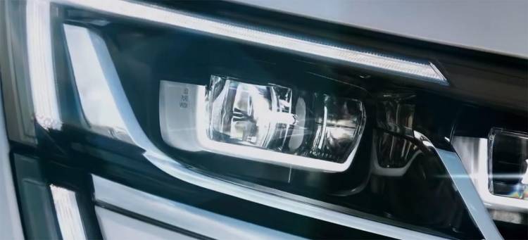 renault-kadjar-koleos-o-maxthon