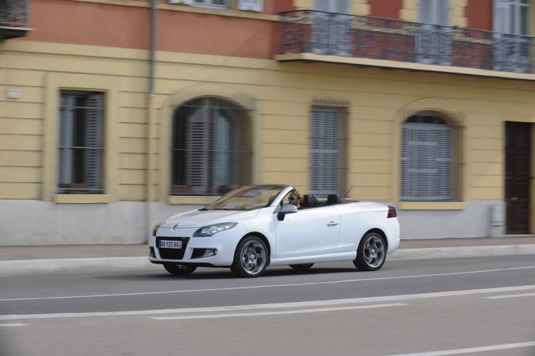 Renault Mégane Coupé-Cabriolet GT Renault Mégane Coupé-Cabriolet GT