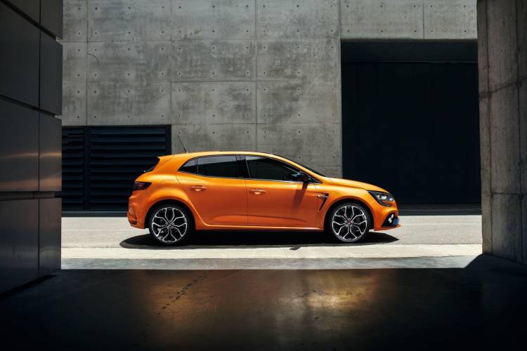renault-megane-rs-2018-33 renault-megane-rs-2018-33