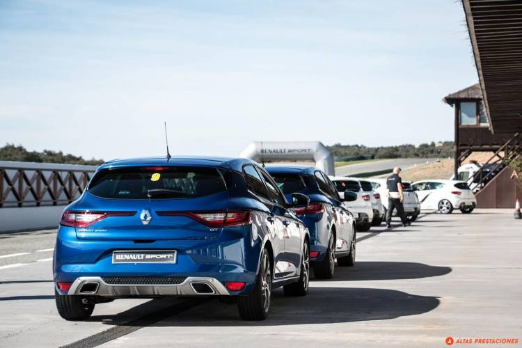 renault-sport-clio-trophy-cup-ascari-016-mapdm