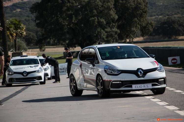 renault-sport-clio-trophy-cup-ascari-017-mapdm
