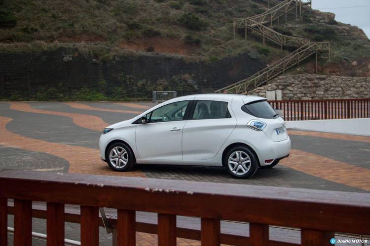 renault-zoe-2017-ze-40-31-mdm