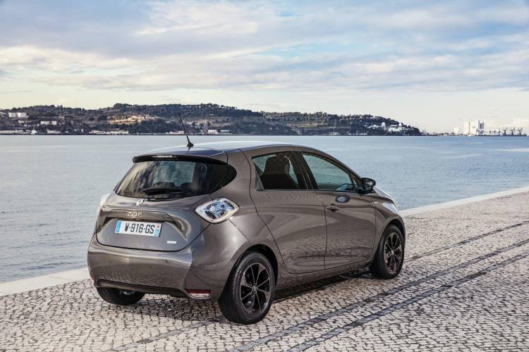 renault-zoe-ficha-dm-12