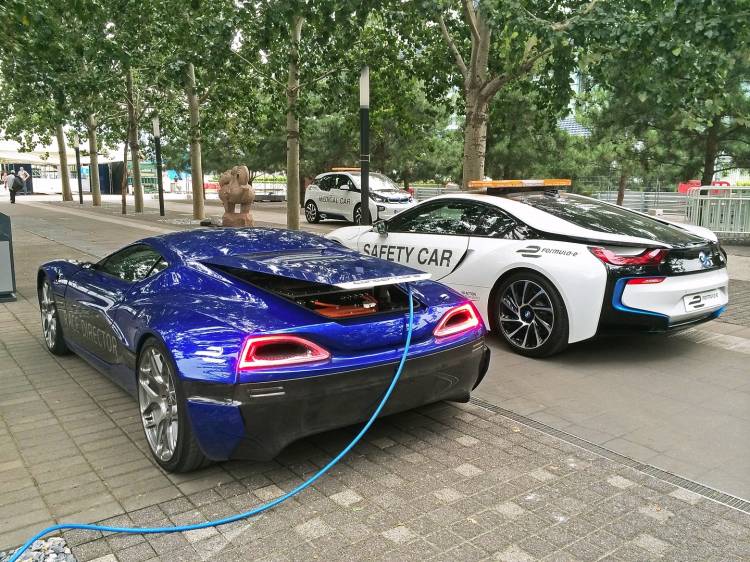 rimac-concept-one-230315-001