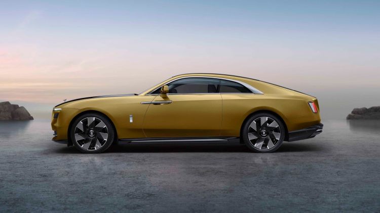 Rolls-Royce Specter 2023 38