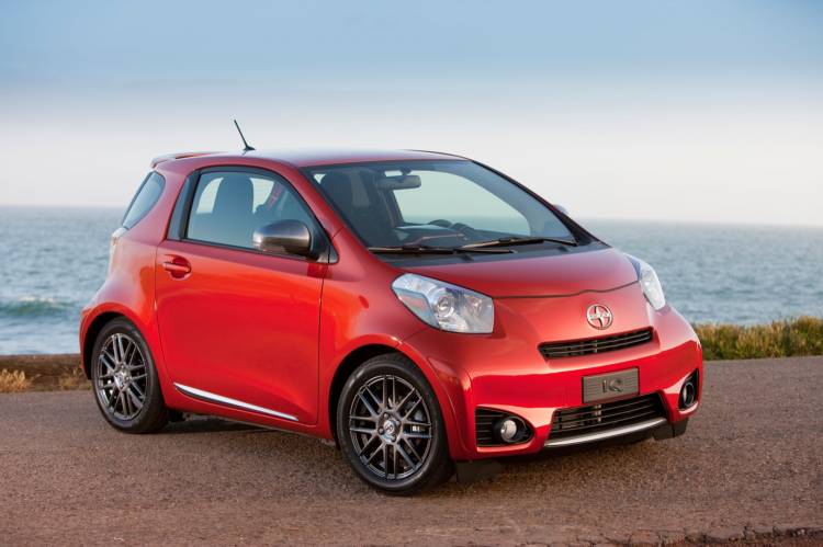Scion iQ Scion iQ