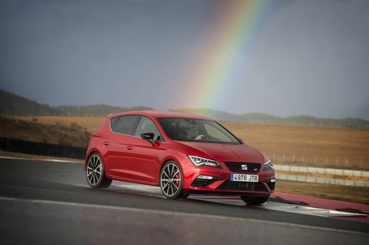 seat-leon-cupra-300-0118-019 seat-leon-cupra-300-0118-019