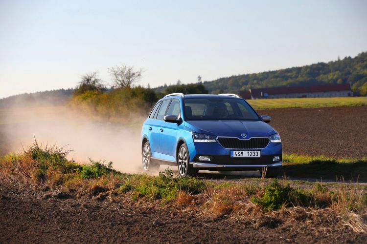 Skoda Fabia Scoutline 2019 8 Skoda Fabia Scoutline 2019 8