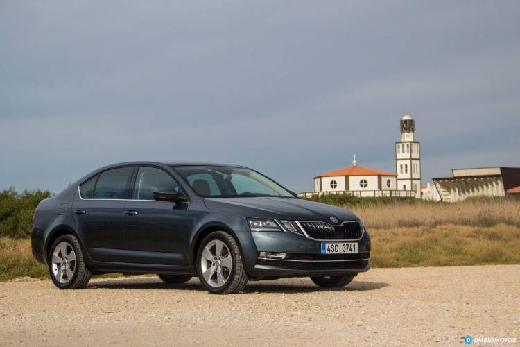 skoda-octavia-oporto-12-mdm skoda-octavia-oporto-12-mdm