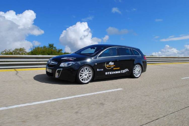Steinmetz Opel Insignia OPC Sports Tourer Steinmetz Opel Insignia OPC Sports Tourer