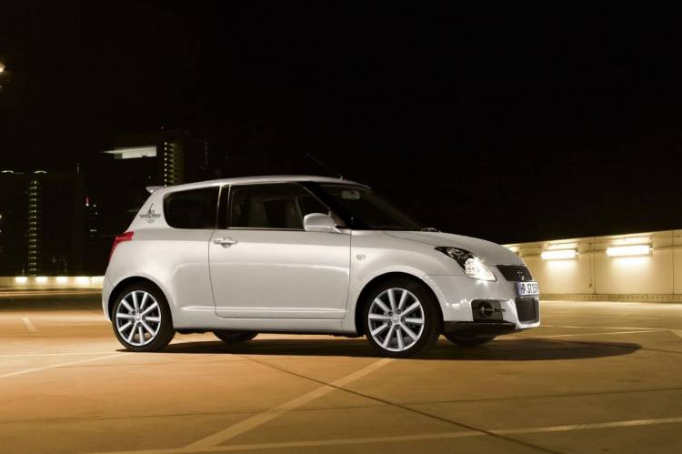 suzuki-swift-sport-rock-at-the-ring-0 suzuki-swift-sport-rock-at-the-ring-0