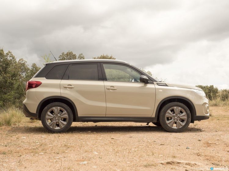 Suzuki Vitara Exterior  00005