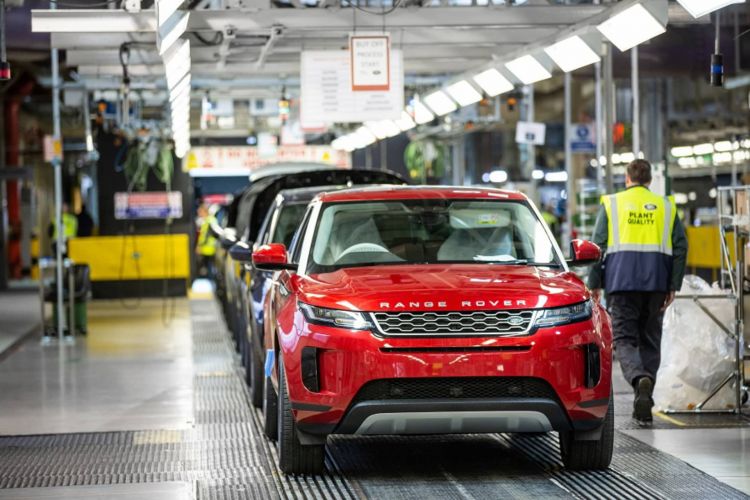 Tata Manufactures Batteries Electric Cars Land Rover Jaguar Spain Zaragoza 01