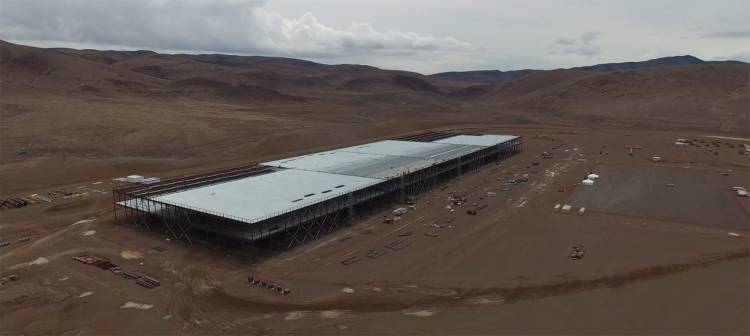tesla-gigafactory-1440px tesla-gigafactory-1440px