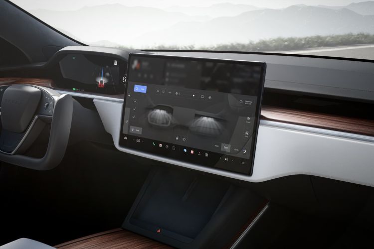 Tesla Model S Plaid 2021 0921 008