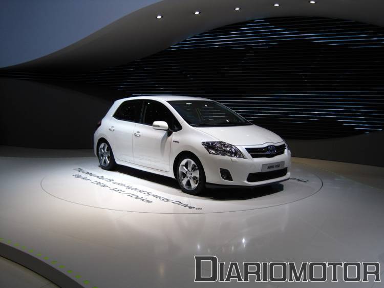 Toyota Auris HSD, el primer compacto híbrido estaba en Ginebra Toyota Auris HSD, el primer compacto híbrido estaba en Ginebra