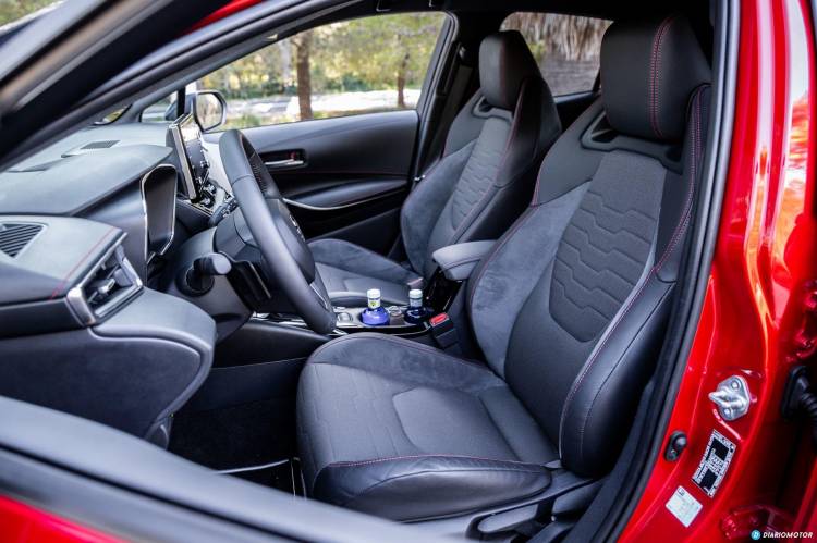 Toyota Corolla 2019 Interior 3