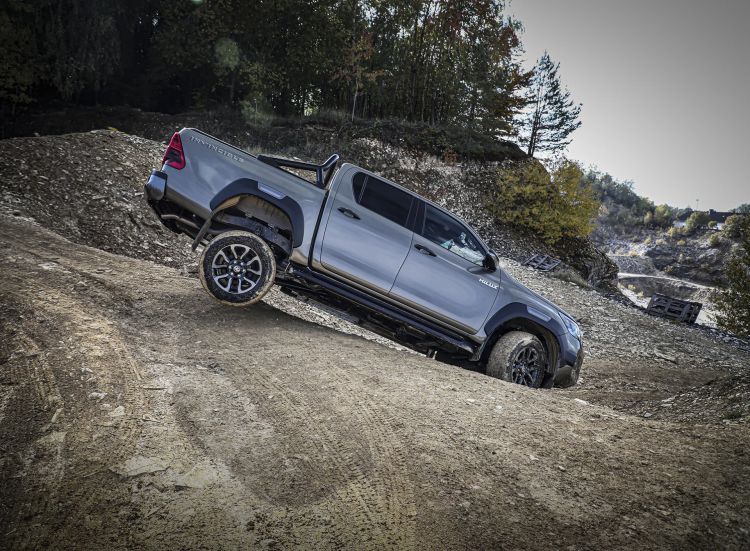 Toyota Hilux 2021 Presale 13