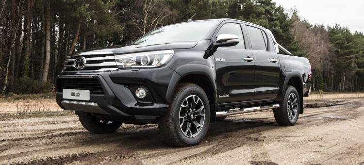 toyota-hilux-invincible-50-chrome-p toyota-hilux-invincible-50-chrome-p