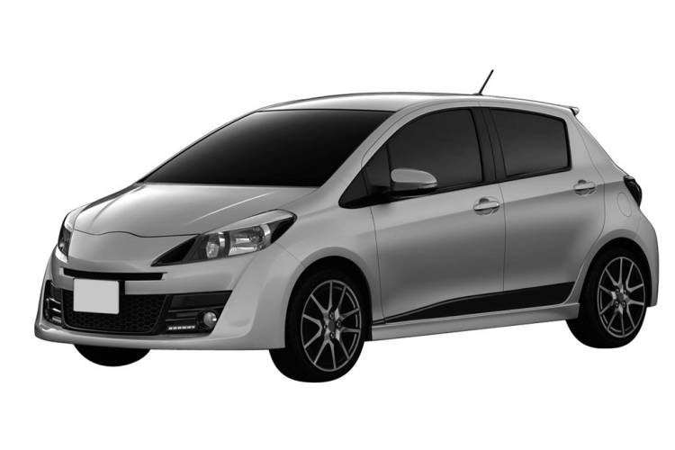 toyota-yaris-ts-boceto-1 toyota-yaris-ts-boceto-1