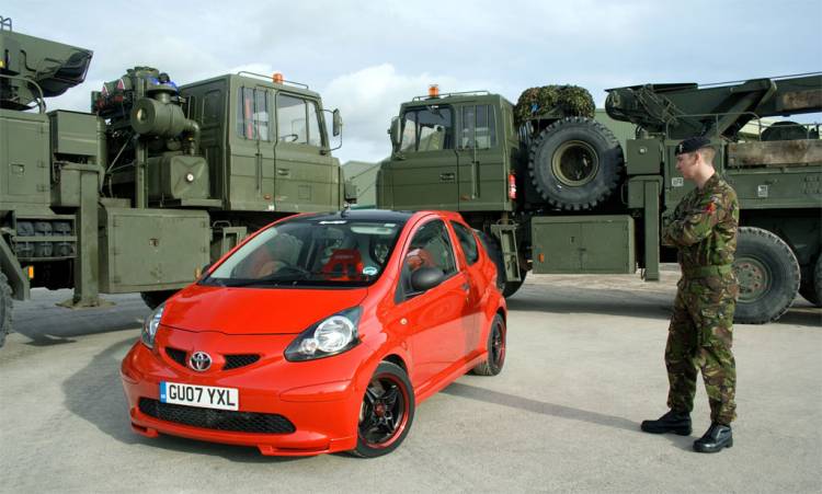 toyota_aygo_banzai_01 toyota_aygo_banzai_01