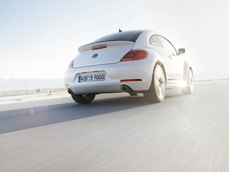 Volkswagen Beetle Turbo Black & White Volkswagen Beetle Turbo Black & White