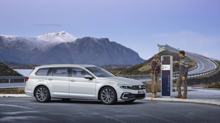 The New Volkswagen Passat Gte Variant The New Volkswagen Passat Gte Variant