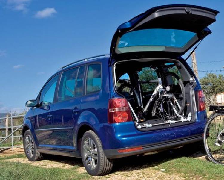 Volkswagen Touran 2014 багажник